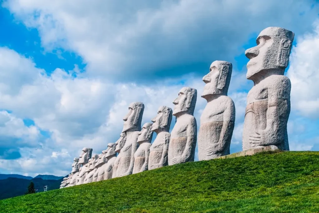 Moai statue: Complete Guide, Tips, Prices, and Things to Know