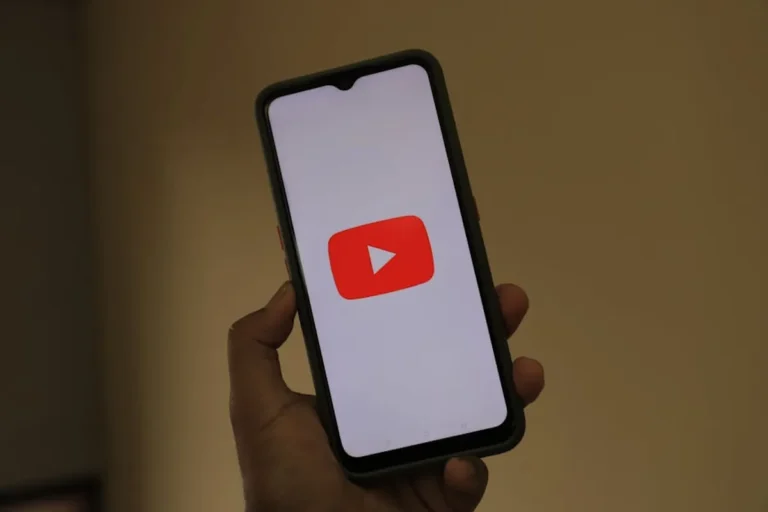 Yomovies Review: Features, Safety, Risks, and Alternatives